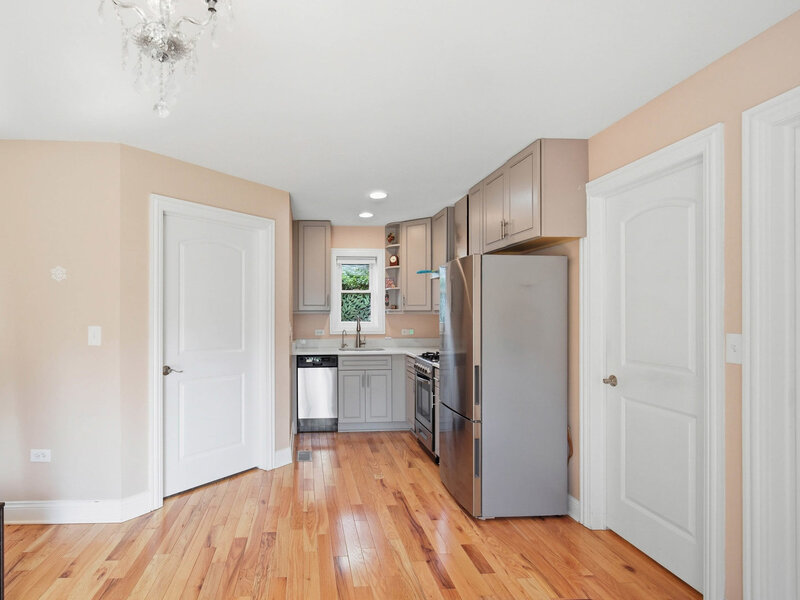 17 Whitehall Court Buffalo Grove IL 60089