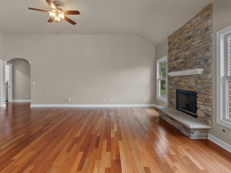 1400 Savanna Lane Woodstock IL 60098