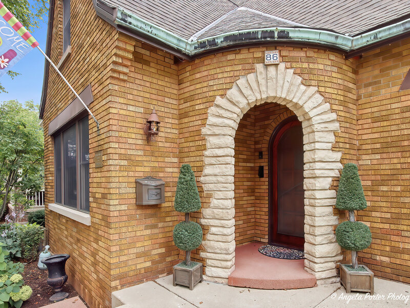 86 Dole Avenue Crystal Lake IL 60014