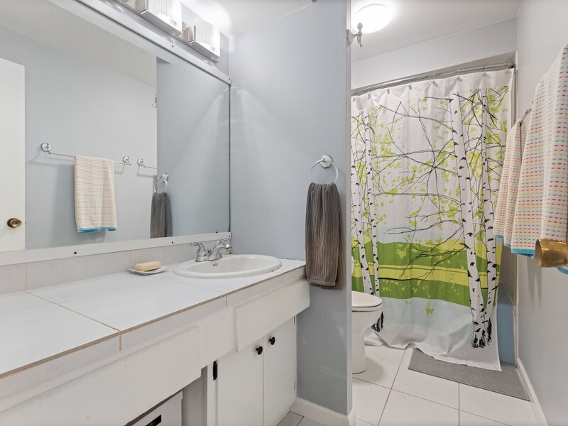 2128 W 111th Street Chicago IL 60643