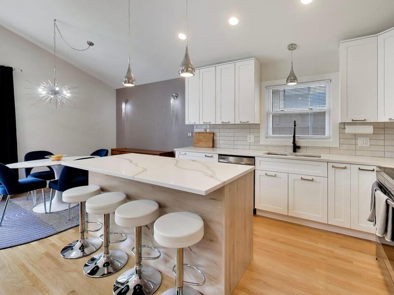 3 W White Oak Street Arlington Heights IL 60005