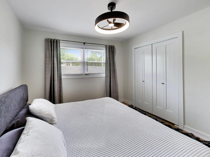 3 W White Oak Street Arlington Heights IL 60005