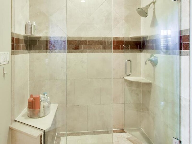 428 N Noble Street Chicago IL 60642