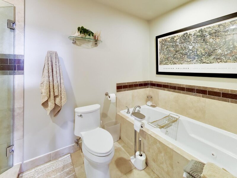 428 N Noble Street Chicago IL 60642