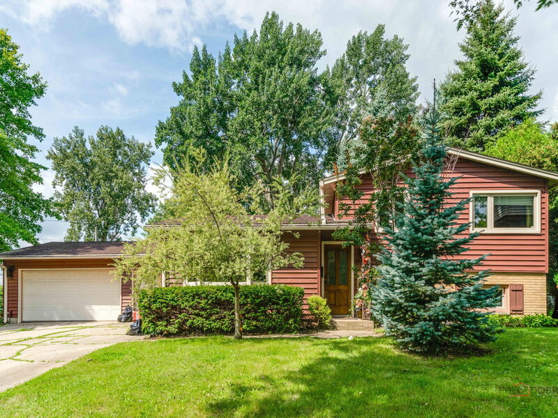 36696 N Grandwood Drive Gurnee IL 60031