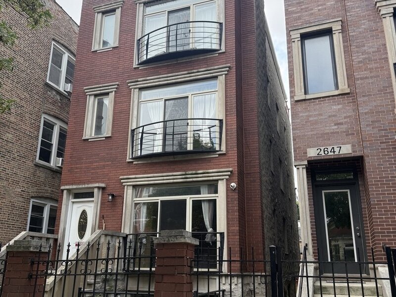 2645 W Haddon Avenue Chicago IL 60622