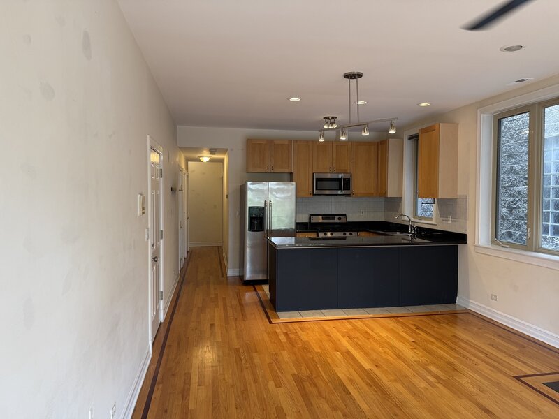 2645 W Haddon Avenue Chicago IL 60622