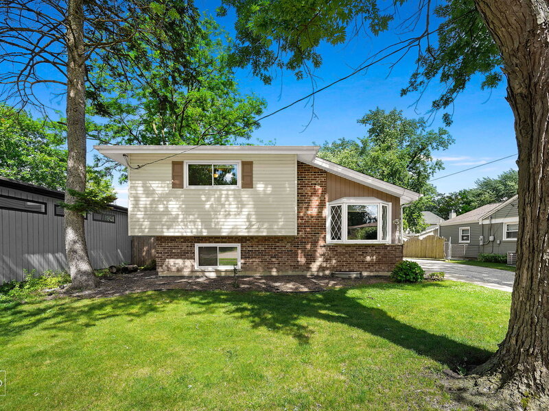 511 S Highland Avenue Lombard IL 60148