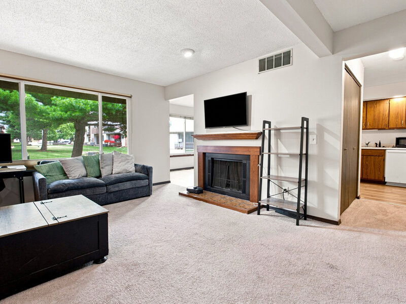 904 Kara Drive Champaign IL 61822