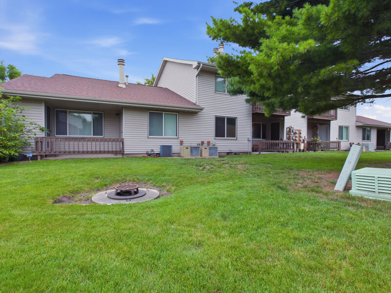 904 Kara Drive Champaign IL 61822