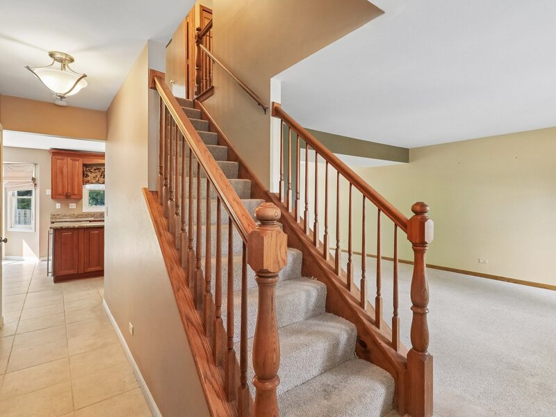 322 Chesapeake Lane Bloomingdale IL 60108