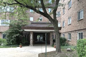 Photo of 300 Roselle Road Schaumburg IL 60193 Unit 419