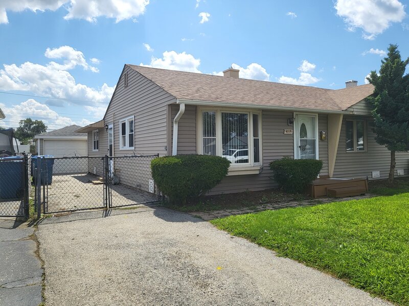 4119 W 89th Place Hometown IL 60456