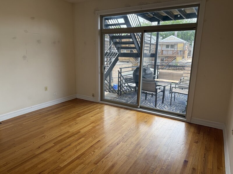 2645 W Haddon Avenue Chicago IL 60622