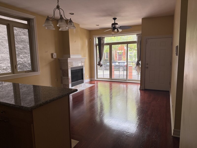 2645 W Haddon Avenue Chicago IL 60622