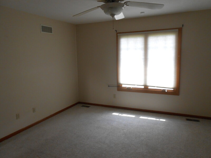 3457 Maple Glen Drive Bettendorf IA 52722