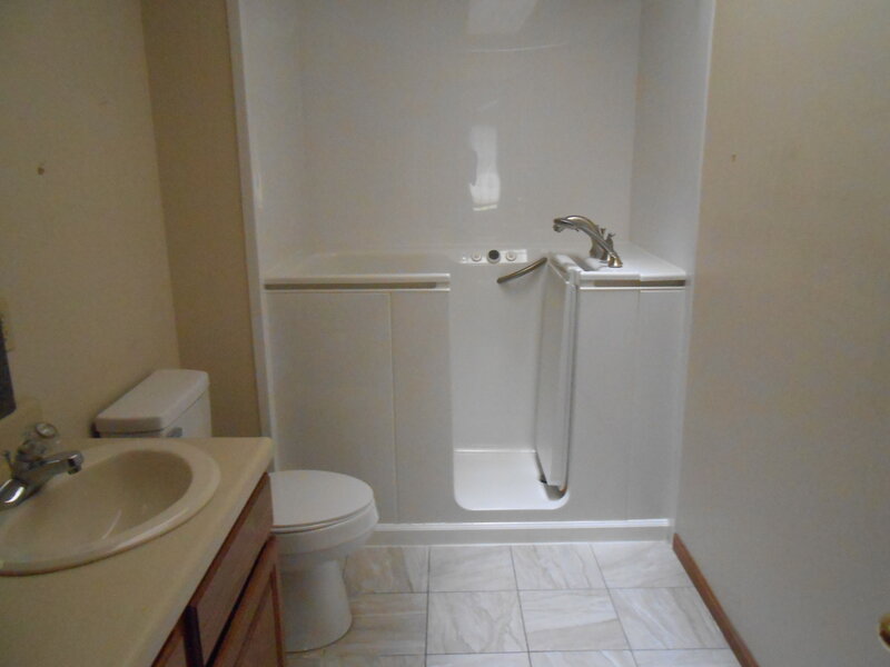 3457 Maple Glen Drive Bettendorf IA 52722