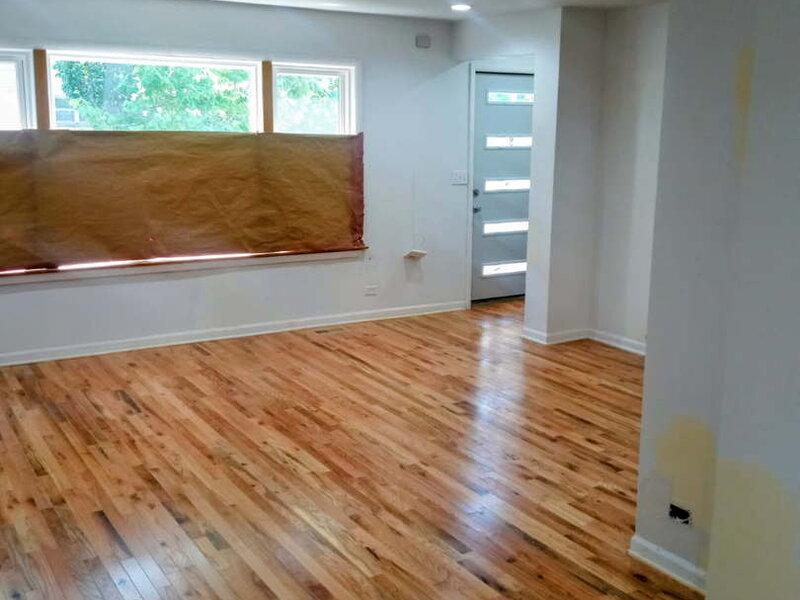 2646 E 77th Street Chicago IL 60649