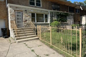 Photo of 2646 E 77th Street Chicago IL 60649
