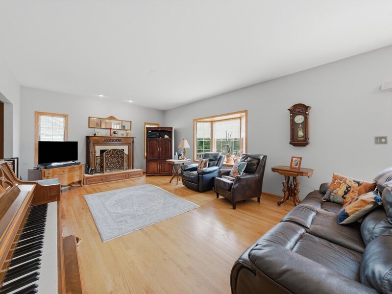 7651 Steeple Chase Drive Frankfort IL 60423