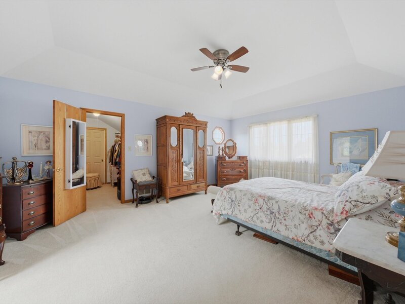 7651 Steeple Chase Drive Frankfort IL 60423