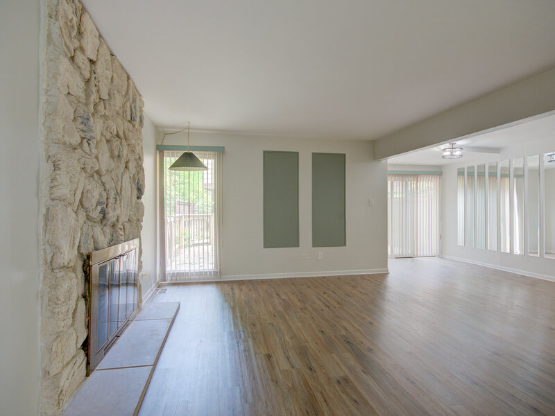 4 W Millstone Court Palos Hills IL 60465