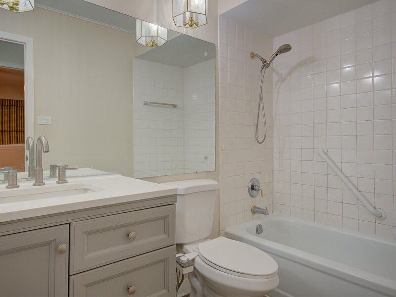 4 W Millstone Court Palos Hills IL 60465