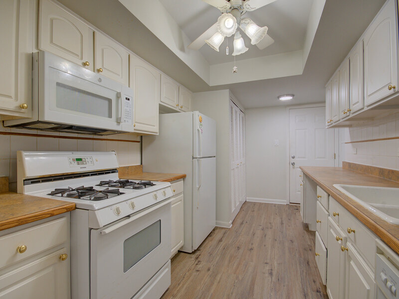 4 W Millstone Court Palos Hills IL 60465