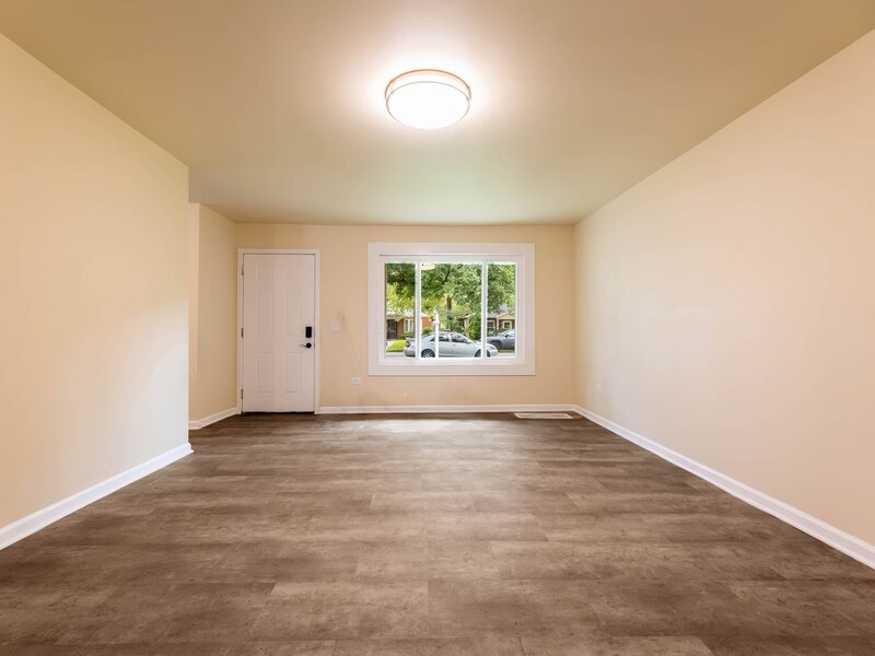 14802 Oak Street Dolton IL 60419