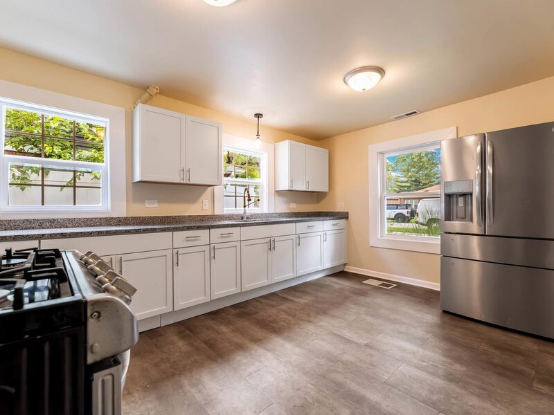 14802 Oak Street Dolton IL 60419