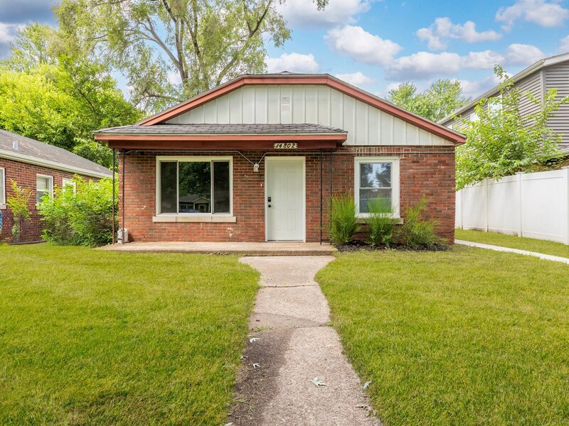14802 Oak Street Dolton IL 60419