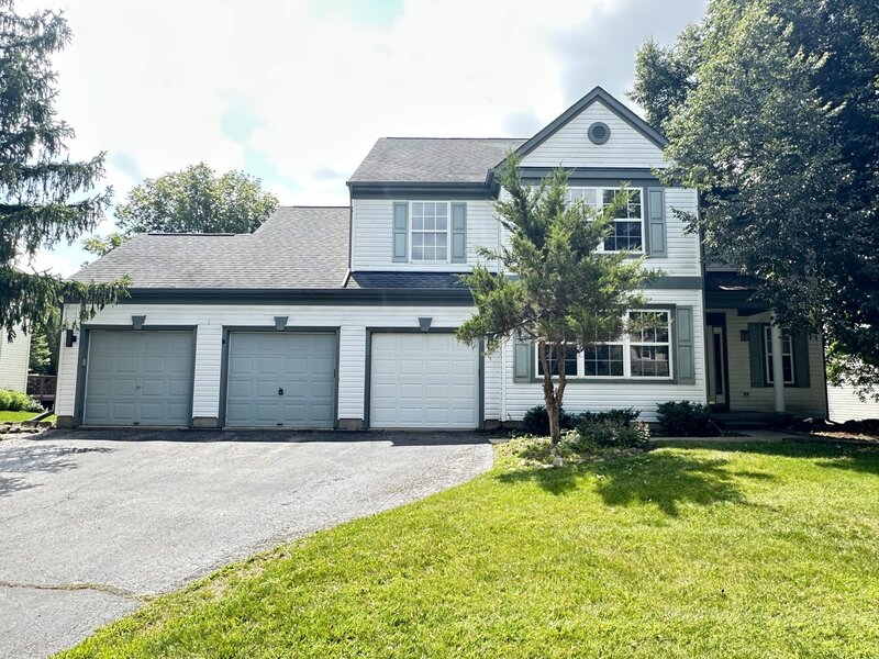 285 Shipland Drive Crystal Lake IL 60012