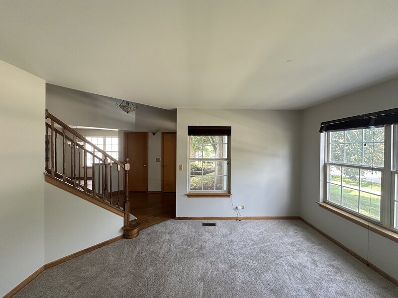 285 Shipland Drive Crystal Lake IL 60012