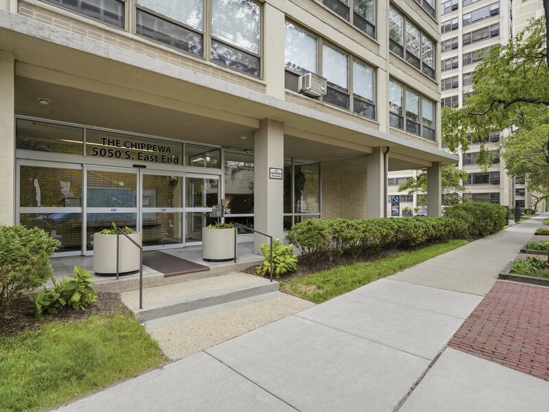 5050 S East End Avenue Chicago IL 60615