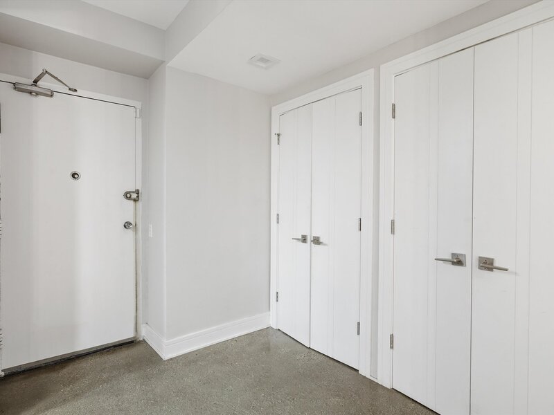 5050 S East End Avenue Chicago IL 60615
