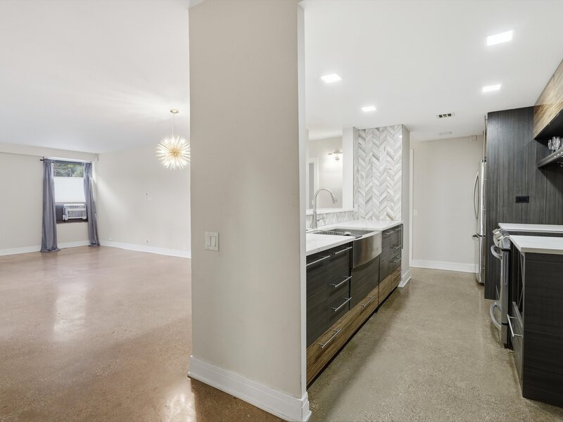 5050 S East End Avenue Chicago IL 60615