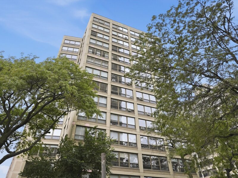 5050 S East End Avenue Chicago IL 60615