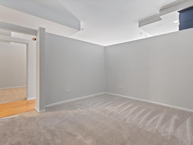 208 W Washington Street Chicago IL 60606