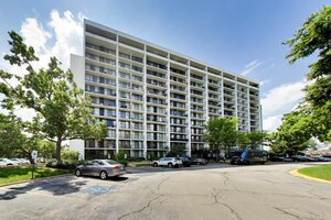Photo of 2015 S Finley Road Lombard IL 60148 Unit 512