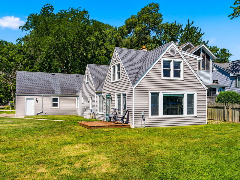 4400 Riverside Drive Crystal Lake IL 60014
