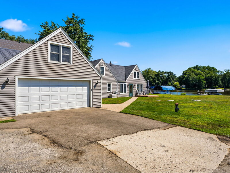 4400 Riverside Drive Crystal Lake IL 60014