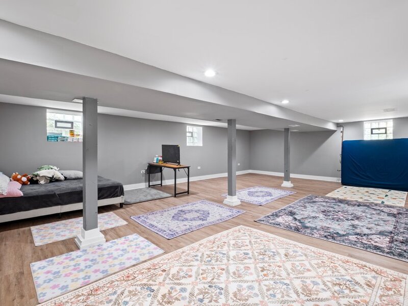 10724 S Prairie Avenue Chicago IL 60628