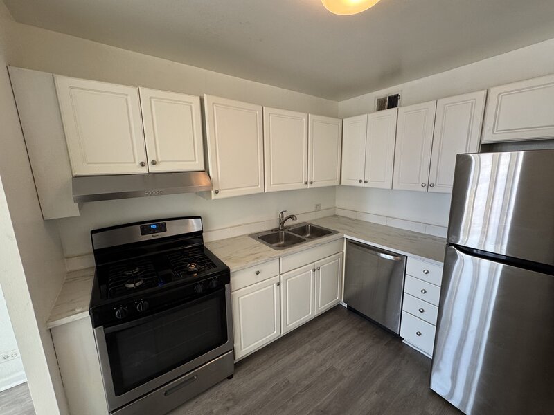 6700 S South Shore Drive Chicago IL 60649