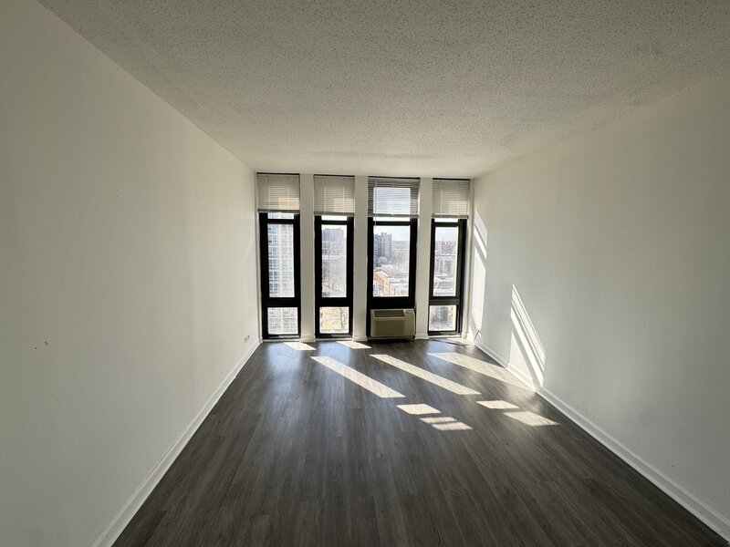 6700 S South Shore Drive Chicago IL 60649