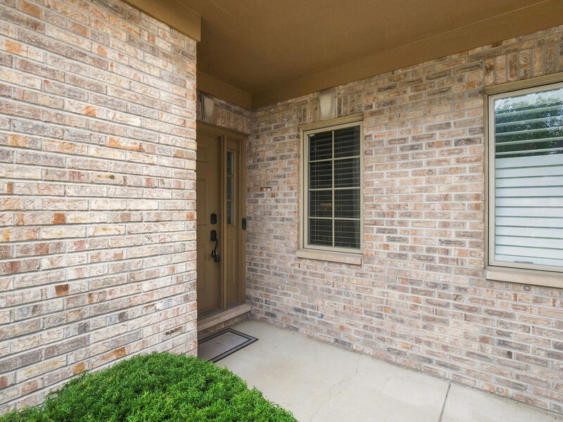 150 Santa Fe Lane Willow Springs IL 60480