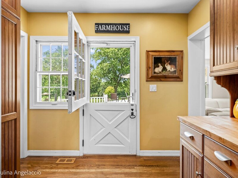 62 Dundee Lane Barrington Hills IL 60010