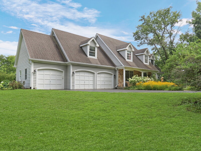 26425 N Pheasant Run Mundelein IL 60060