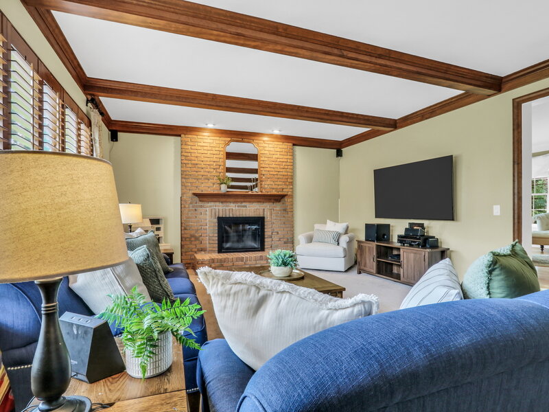 26425 N Pheasant Run Mundelein IL 60060