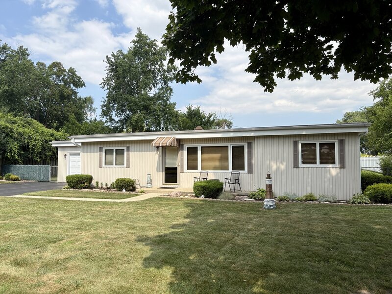 6251 Blackstone Avenue La Grange Highlands IL 60525