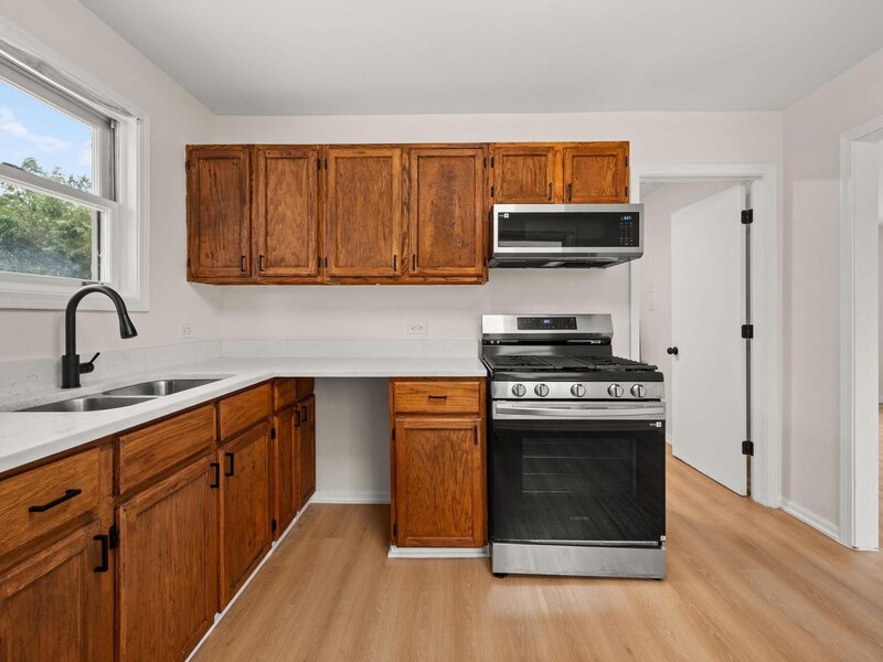 2115 W 175th Street Homewood IL 60430